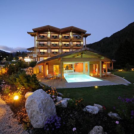 Olympic Spa Hotel - Adults Only Vigo di Fassa Eksteriør bilde